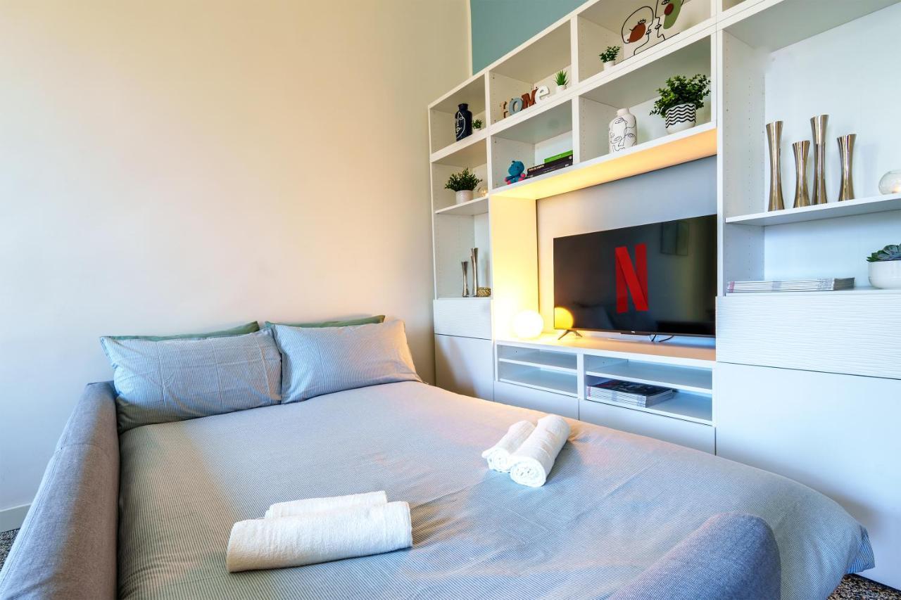 Duomo/Navigli Casa Elegante In Zona Tortona Appartement Milaan Buitenkant foto